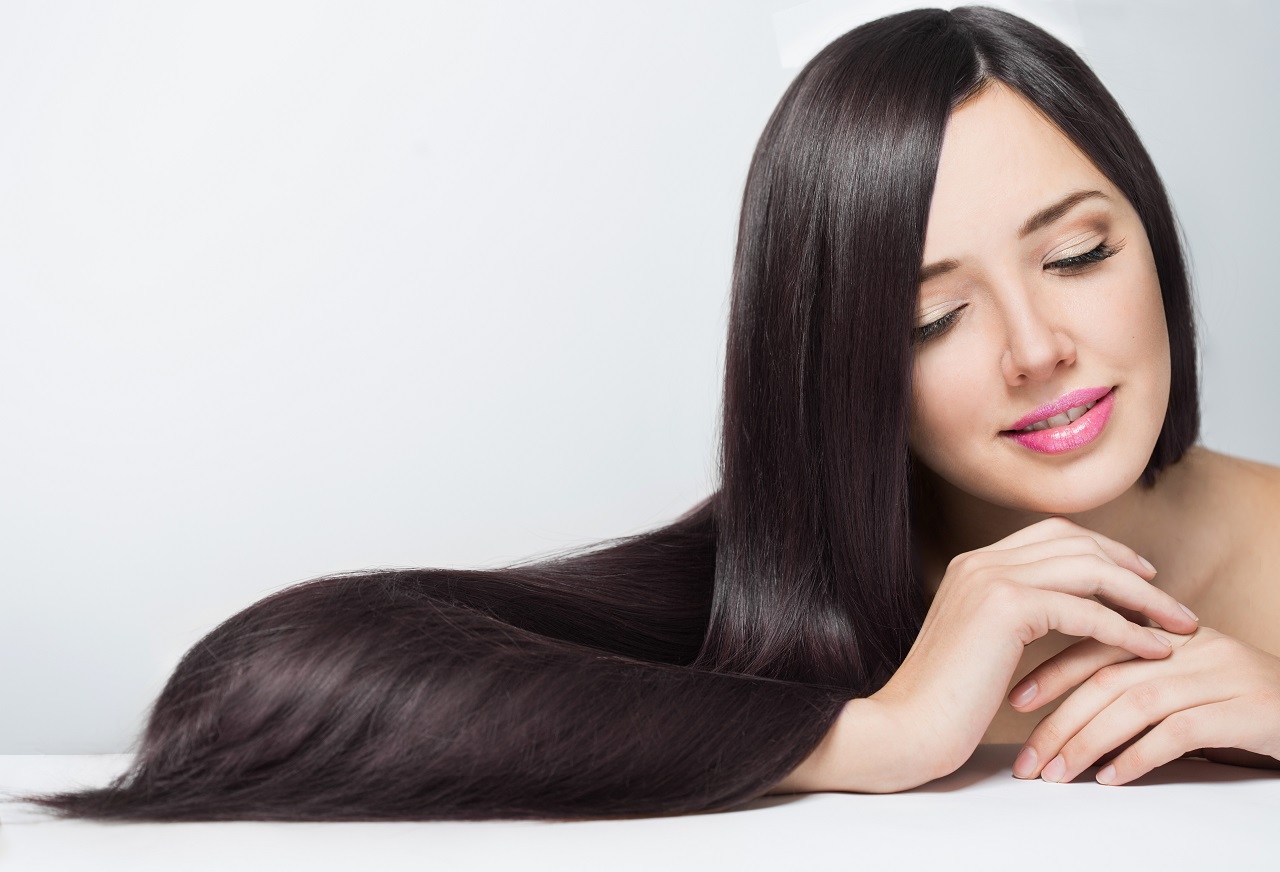 Regeneracja i odnowa włosów – co będzie do tego potrzebne