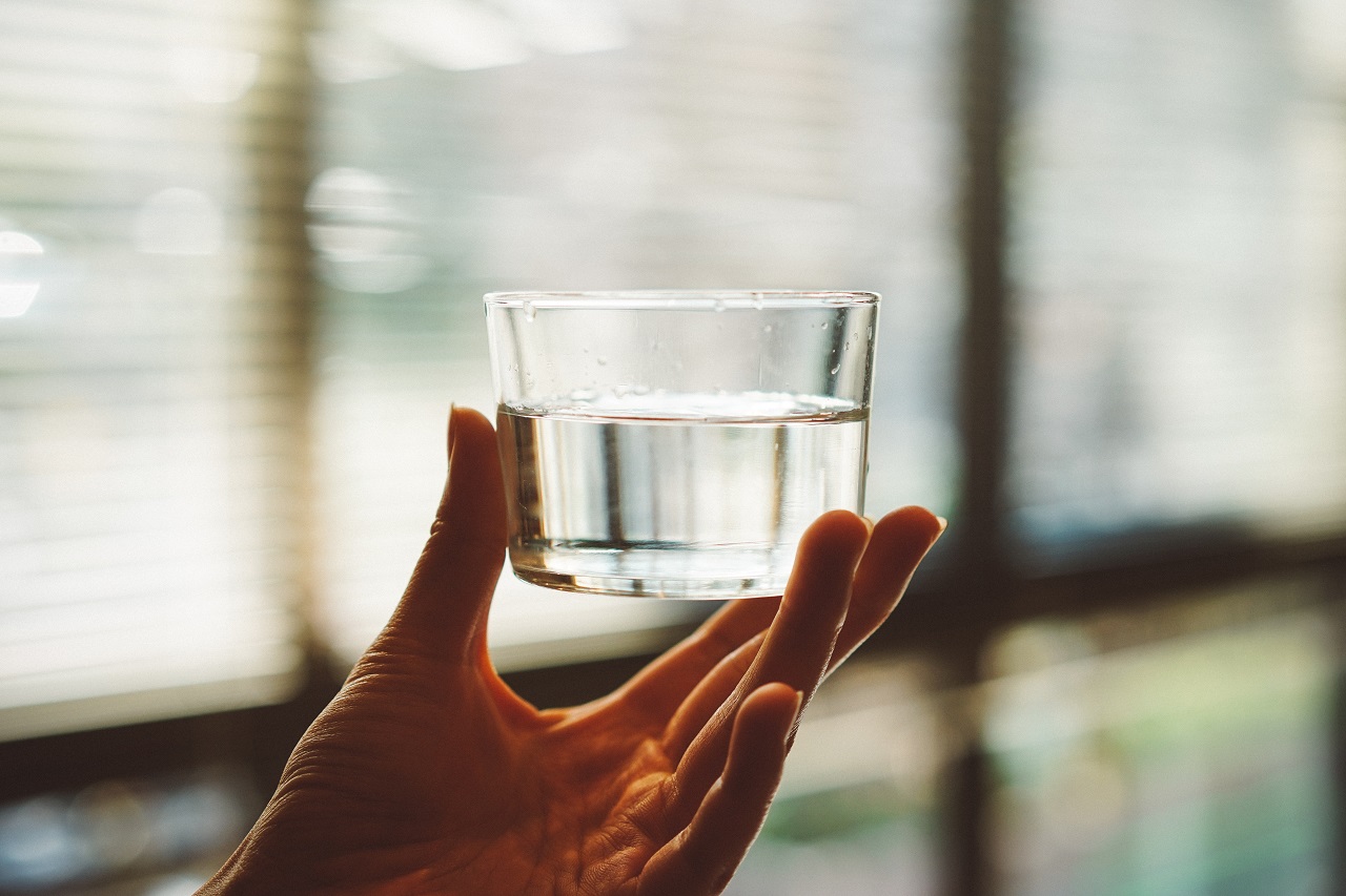 Jak zmienić swoje nawyki i zacząć pić więcej wody?