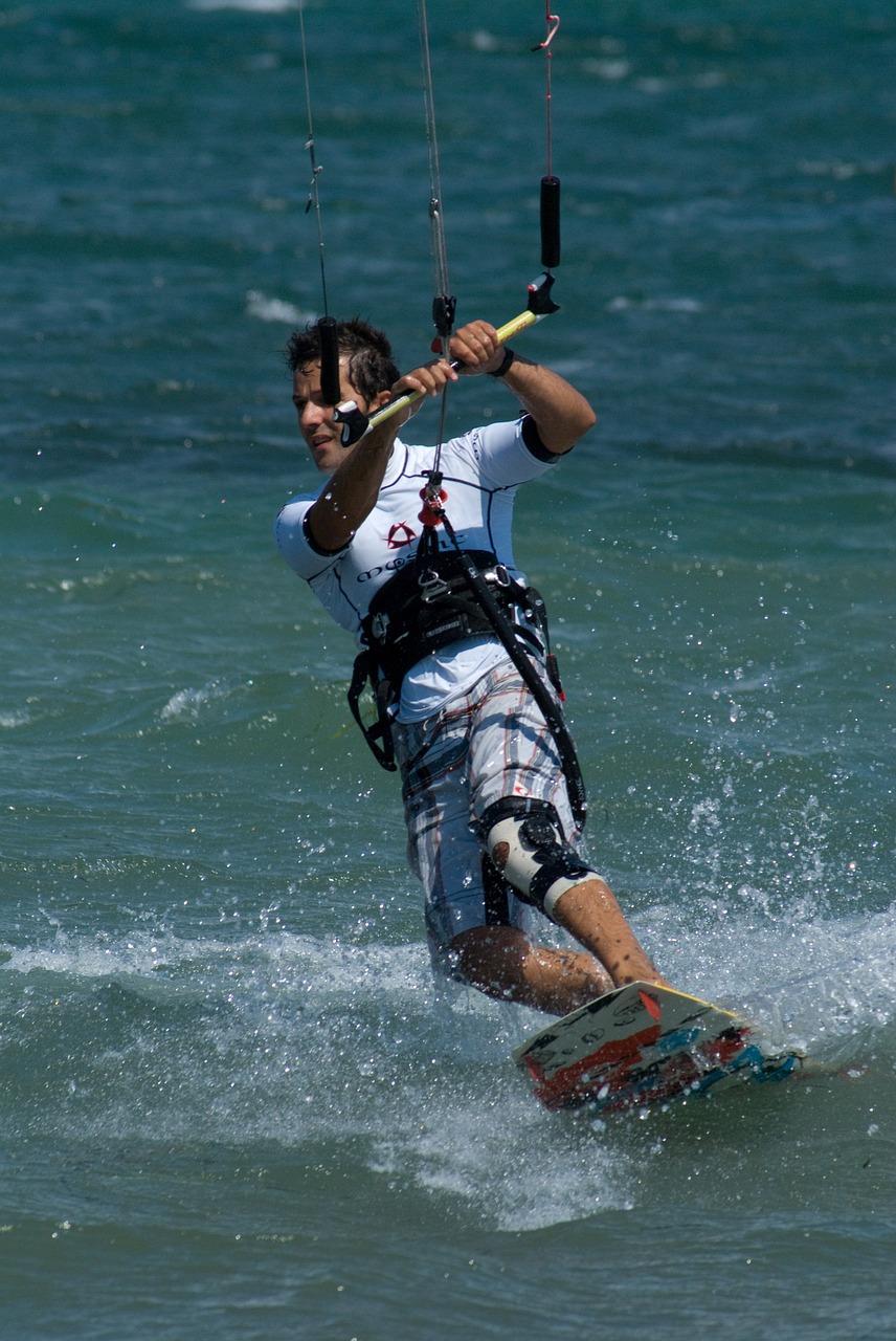 Kitesurfing – Ten nietypowy sport poprawi Twoje zdrowie
